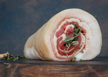 Indlæs billede til gallerivisning Porchetta / flæskesteg, Økologisk Sortbroget