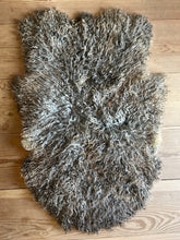 Indlæs billede til gallerivisning Lammeskind, Måtteskind 106x76 cm. Grå nr.8
