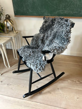 Indlæs billede til gallerivisning Lammeskind, Klippet 97x77 cm. Grå nr.4